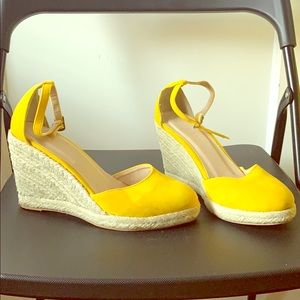 Forever 21 Espadrilles Size 6